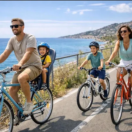 Sea View - Pool - Parking - Bikes
